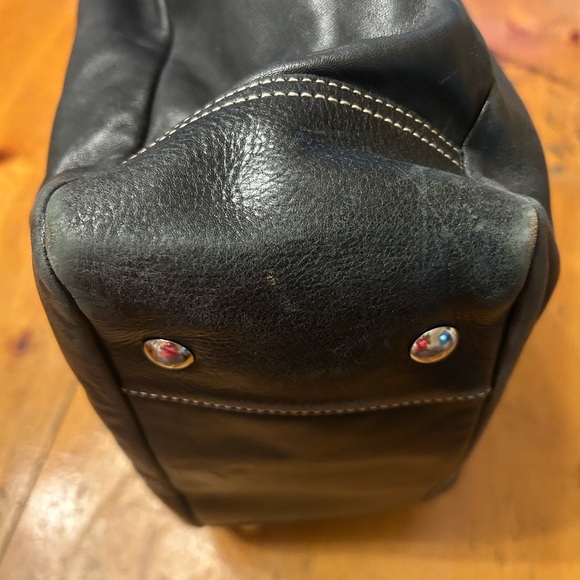 Coach Vintage Black Leather Hand Bag - Picture 12 of 16